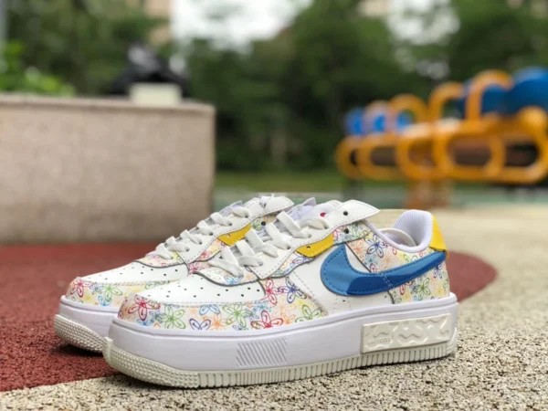 af1 floral graffiti low Nike Air Force 1 Fontanka floral graffiti lässige Sport-Sneaker DV3211-100