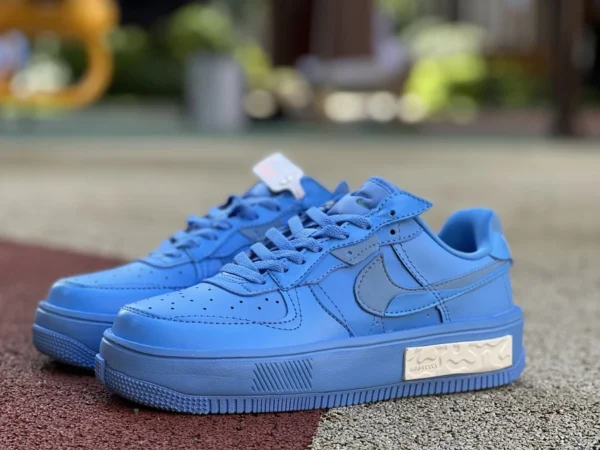 af1 blau dekonstruiert Nike Air Force 1 Fontanka AF1 dekonstruierte Luftwaffen-Sneaker DH1290-400