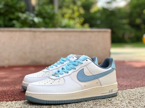 AF1 weiße niedrige Nike Air Force 1 Low '07 Low-Top-Air Force One-Sneaker CW3388-202