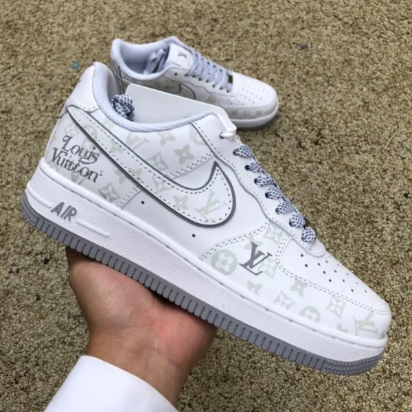 af1 weiß grau lv bedruckt Nk Air Force 1'07 LV8 Low Air Force One Low-Top-Freizeitsneaker DR9868-200