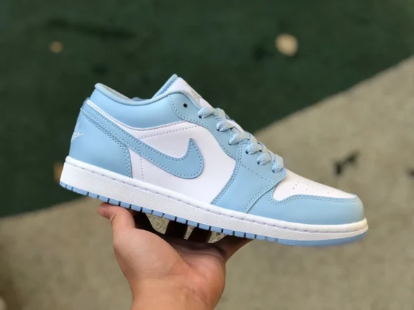 AJ1 University Blue Low Pure Original Air Jordan 1 Low AJ1 University Blue Weiß Blau Low Top North Carolina Blue Sneakers DC0774-141