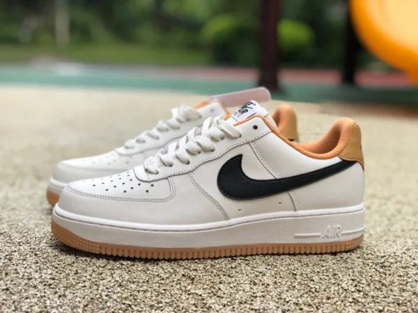 af1 weiß braun niedrig Nike/Nike AIR FORCE 1 '07 LV8 2 Herren Low-Cut Casual Board ct7875-998