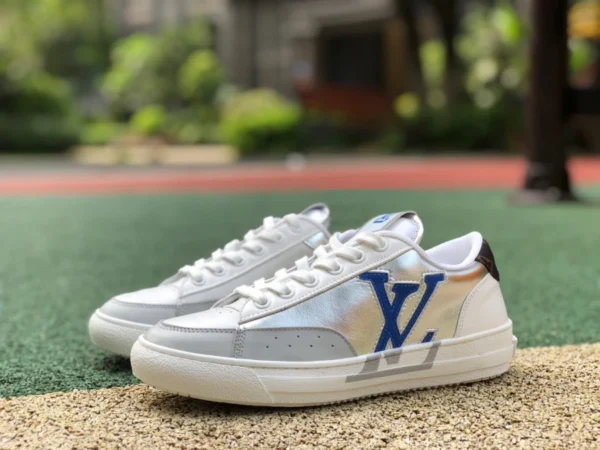 LV grau weiß blau niedrige Louis Vuitton Louis Vuitton CHARLE Sneakers grau weiß gold