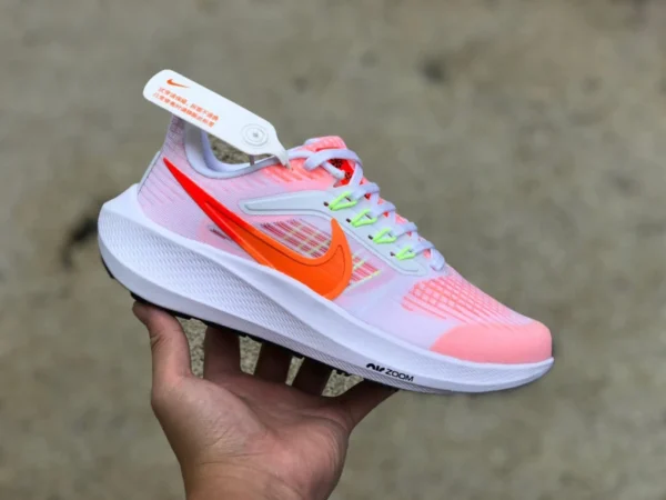 Nike Pegasus 39 Weiß Rosa Nike Große Kinderschuhe 2022 Herbst Neue AIR ZOOM Pegasus 39 Air Cushion Sport Laufschuhe DM4015-102