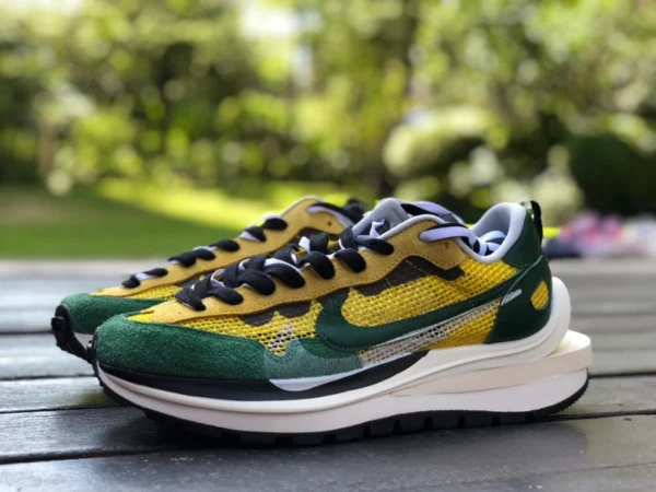 Sacai3.0 gelb-grüne reine originale Nike Vaporwaffle x Sacai gemeinsame gelb-grüne Laufschuhe CV1363-700