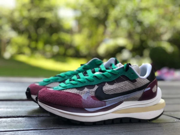 Sacai3.0 burgunderrote, reine originale Nike Vaporwaffle x Sacai gemeinsame burgunderrote Laufschuhe DD3035-200