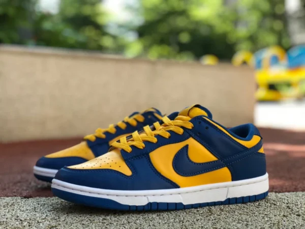 Dunk University Gold Dunk Low „Warriors“ Königsblau + University Gold DD1391-402