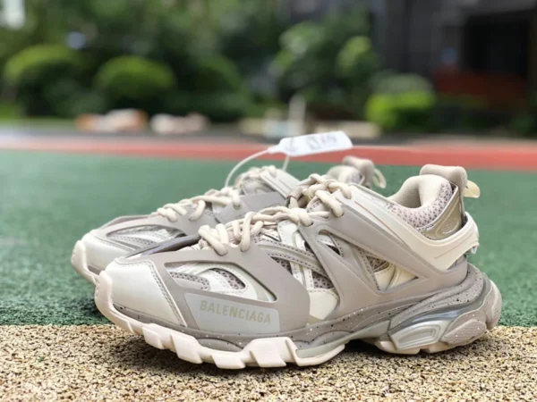 Balenciaga 3.0 weiß grau Balenciaga Triple S Papa Schuhe Balenciaga