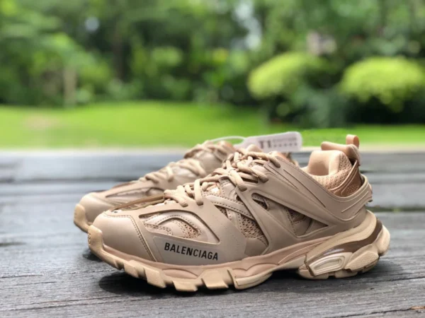 Balenciaga 3.0 Khaki Balenciaga Triple S Papa-Schuhe Balenciaga