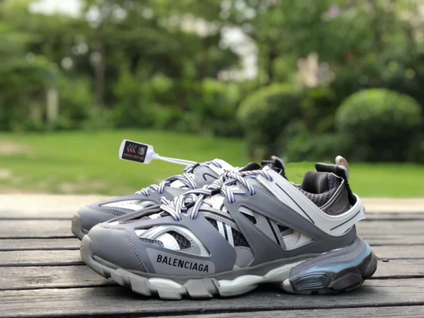 Balenciaga 3.0 graue Balenciaga Triple S Papa-Schuhe Balenciaga