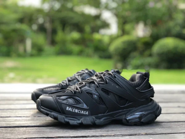 Balenciaga 3.0 schwarz Balenciaga Triple S Papa-Schuhe Balenciaga