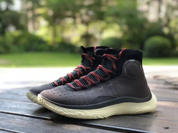 Under Armour Curry 4. Generation braun und grün Under Armour Curry 4 Flotro Curry 4. Generation Nachbildung von praktischen, verschleißfesten High-Top-Basketballschuhen 3024861-101