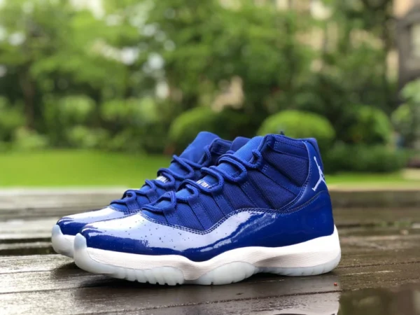 aj11 blau-weißer High-Top Air Jordan 11 Midnight Blue, neu weiß und blau AT7802-115