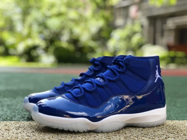 aj11 High-Top in Blau und Weiß, neue Version des Air Jordan 11 Midnight Blue, neues Weiß und Blau AT7802-115