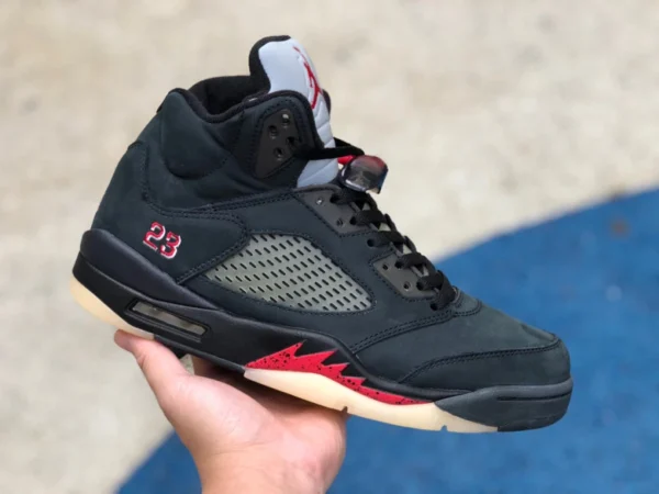 aj5 schwarz rot Gore-Tex Air Jordan 5 Gore-Tex klein Supreme DR0092-001