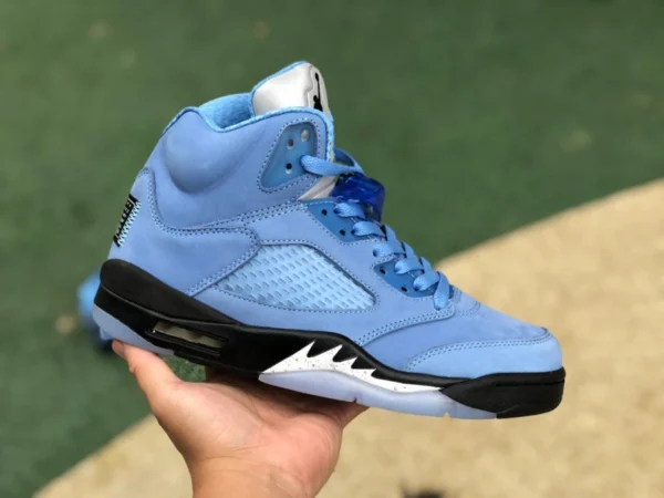 aj5 North Carolina Blue Air Jordan 5 „UNC“ blau schwarz dv1310-401