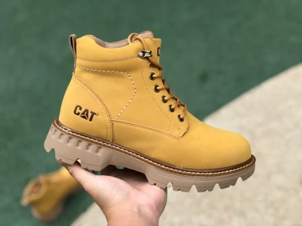 Carter weizengelbe CAT klassische High-Top-Outdoor-Arbeitsstiefel der Colorado-Serie in Braungelb