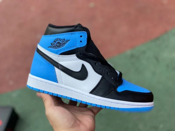 aj1 North Carolina blauer und schwarzer Zehenbereich, kostengünstige Version der ersten Lederschicht Air Jordan 1 High OG „UNC Toe“ aj1 North Carolina schwarzer Zehenbereich DZ5485-400