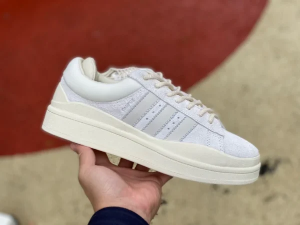 Adidas Bad Bunny Weiß Pure Original Bad Bunny x Adidas Originals Campus Bad Bunny Weiß Trendige Freizeitsportschuhe FZ5823