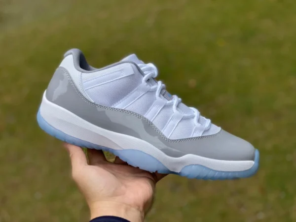 aj11 Cement Grey Low Super kostengünstige Version der echten Carbonplatte Air Jordan 11 Retro Low „Cement Grev“ weiß grau cool grau 2.0 av2187-140