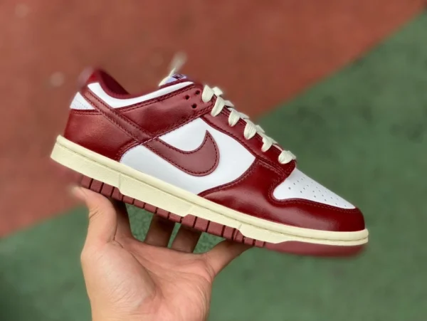 Dunk weiß und rot Retro Nike Dunk Low PRM „Team Red“ und weiße rutschfeste, verschleißfeste Low-Top-Sneaker für Damen in Rot und Weiß FJ4555-1