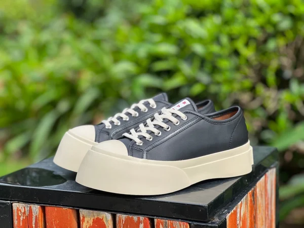 MARNI schwarze modische Schnürsneaker MARNI Pablo aus Leder für Damen