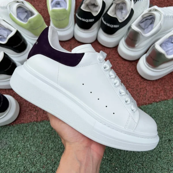 McQueen Purple Tail, gute Produktfabrik, bringt Gewinn, kleinen Gewinn, aber schnellen Umsatz. Ale Xander McQueen Alexander McQueen lässige Mode-Sneaker