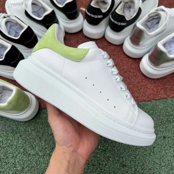 McQueen Green Apple gute Produktfabrik bringt Gewinn, kleiner Gewinn, aber schneller Umsatz Ale Xander McQueen Alexander McQueen lässige Mode-Sneaker