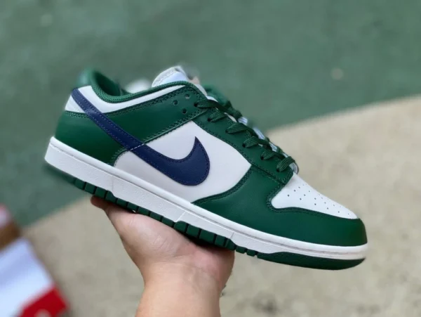 Dunk-Sneaker in Weiß, Grün und Blau mit reinem Original-Design, Nike Dunk Low Gorge Green, weiße und grüne Low-Top-Freizeitsneaker DD1503-300