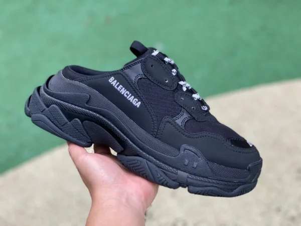 Balenciaga halbe Hausschuhe schwarz Balenciaga Triple S Stofflogo bestickte modische Sandalen für Herren