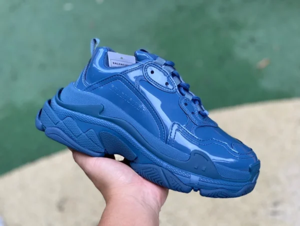 Balenciaga blau lackiertes TPU adidas Originals x Balenciaga Triple S Schnür-Low-Top-Dad-Schuhe 734954W2