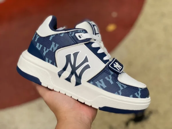 MLB Denim weiß und blau MLB New NY Presbyopia Mode vielseitige und bequeme Männer und Frauen Paar Sport- und Freizeit-Sneaker 3ASXCDN3N