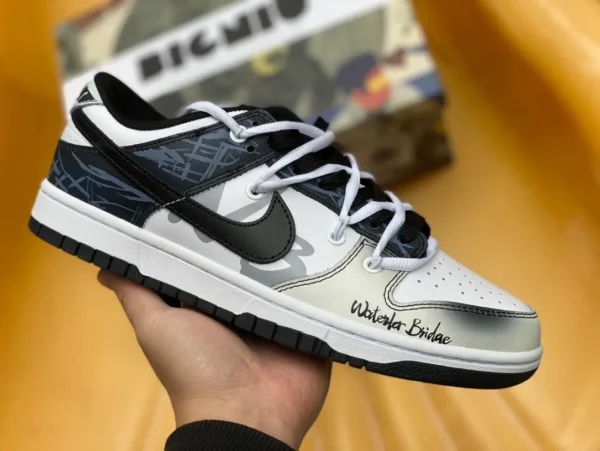 Dunk-Riemen ausgehängt Nike Dunk Low BIGNIU Stadtthema Seele gebrochene blaue Brücke handbemalt gesprüht spezieller Schuhkarton Low-Cut-Sneaker GS Schwarz und Weiß