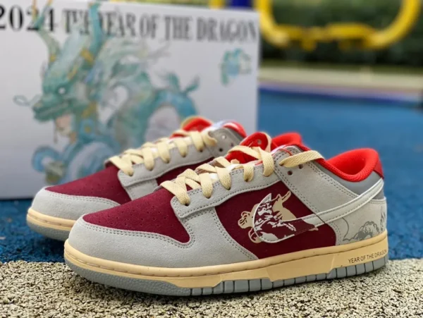 Dunk Year of the Dragon – limitierte Auflage der rutschfesten, verschleißfesten Low-Top-Sneaker Nike Dunk Low in Grau und Rot FJ5429-133