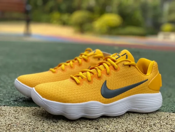 Die reine Originalversion von TB White and Yellow Destroys the World unterstützt die aktuelle Kampfserie, den Nike Hyperdunk 2017 Low TB University Blue 9