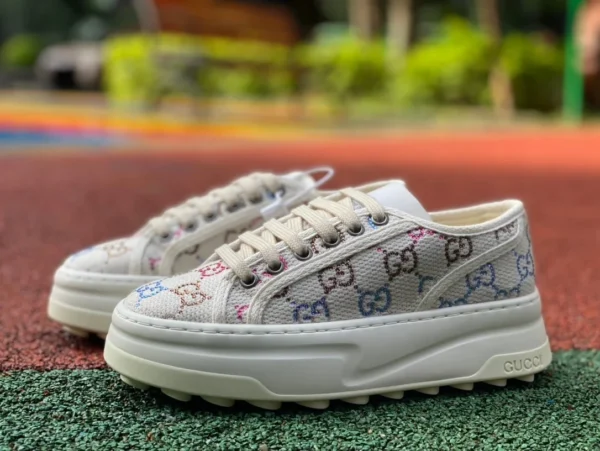 Gucci 1977 beige Regenbogen mit Diamanten Gucci Tennis 1977 Classic-Serie dickbesohlte Segeltuchschuhe