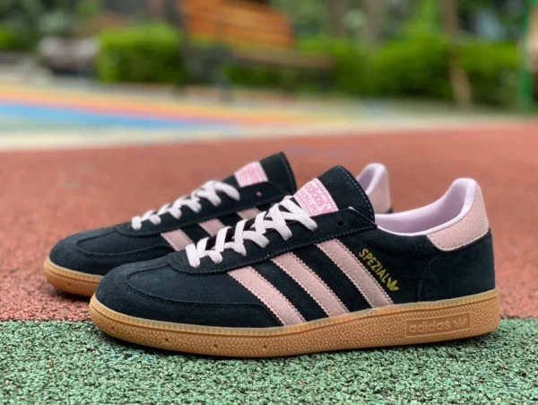 Adidas Black Powder ADIDAS Clover HANDBALL SPEZIAL Low-Top-Retro-Freizeit-Sneaker für Herren und Damen IE5897 in Black Powder