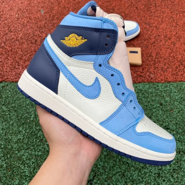 aj1 weiß-blauer High-Top Air Jordan 1 Retro High OG „First In Flight“ stoßdämpfender, rutschfester, verschleißfester und atmungsaktiver High-Top blau-weiß FD2596-