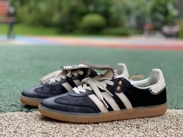 Adi Samba Black Mane S2 Pure Original Wales Bonner x Samba Moral Trainingsschuhe Black Mane Retro Low-Top-Freizeitsneaker IE0580