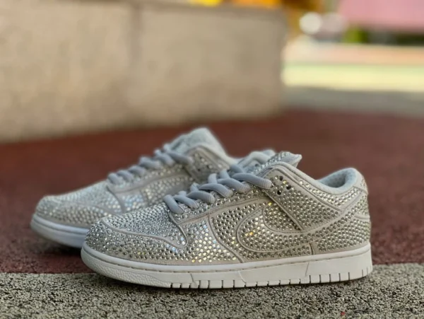 Dunk-Sneaker mit Strasssteinen in Silber „Cactus Plant Flea Market“ CPFM X Nike Dunk Low-Sneaker mit Strasssteinen cz2670-