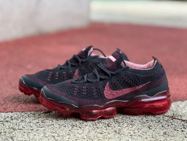 Nike Air VAPORMAX 2023 schwarz und rot NIKE AIR VAPORMAX 2023 FLYKNIT schwarz und rot atmungsaktive Luftpolster-Laufschuhe DV1678-005