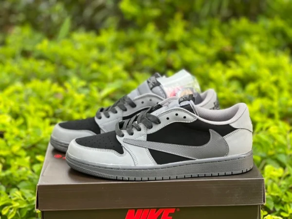 aj1 barb low grau schwarz Tracis Scott x Air Jordan 1 Low Golf TS Gelenkbarb DM7866-775